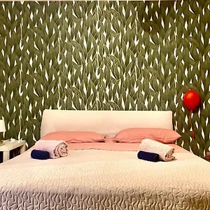https://sake-family-suite-catania.catania-hotels.net