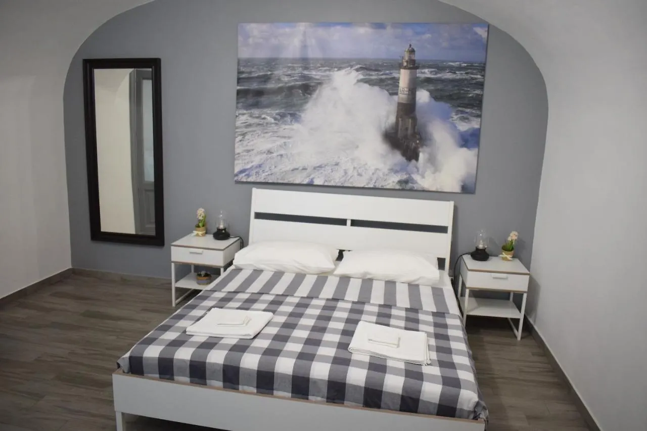 Апартаменты B&W Loft Катания