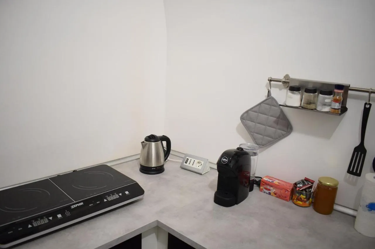 B&W Loft Apartment Catania